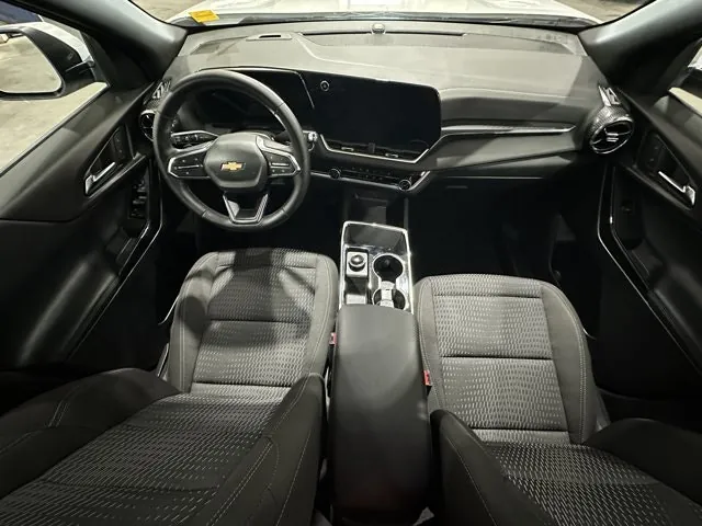 Chevrolet Equinox 2026 photo 3