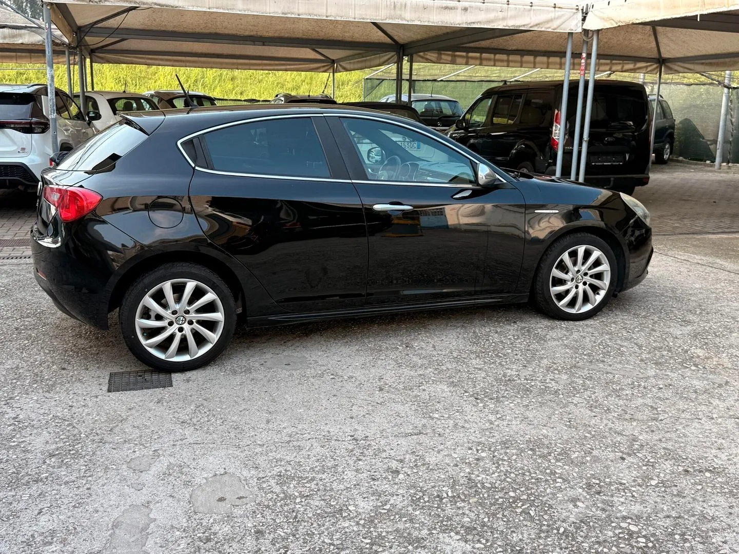 Alfa Romeo Giulietta 2012 photo 3