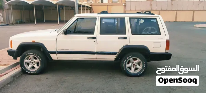 Jeep Cherokee 1999 photo 3