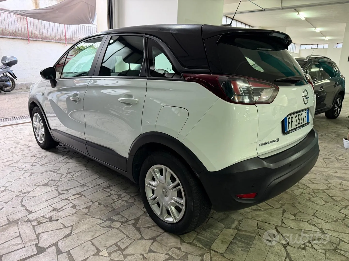 Opel Crossland X 2018 photo 3