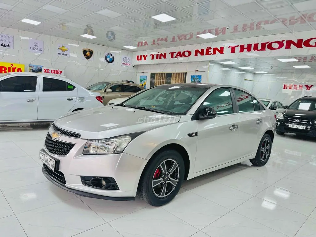 Chevrolet Cruze 2010 photo 2