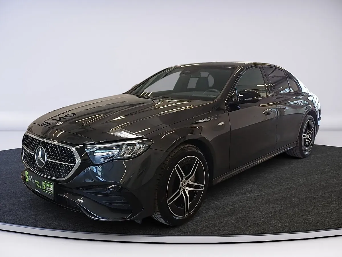 Mercedes-Benz E-Class 2025 photo 2