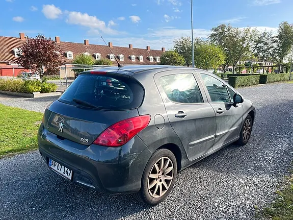 Peugeot 308 2010 photo 4
