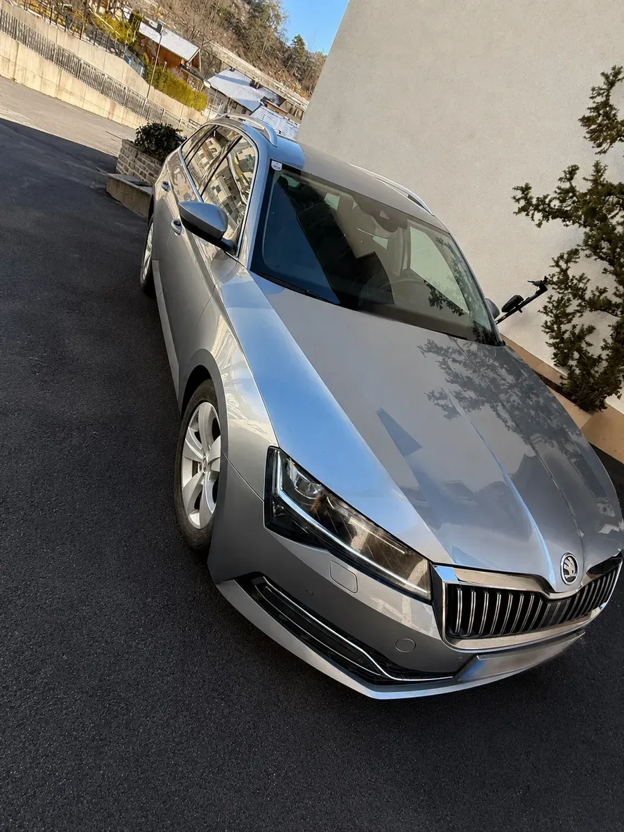 Skoda Superb 2020 photo 2
