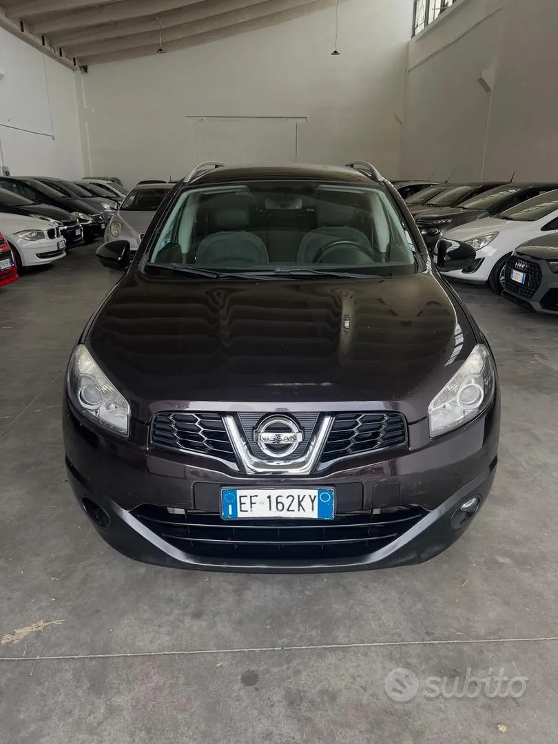 Nissan Qashqai 2010 photo 2