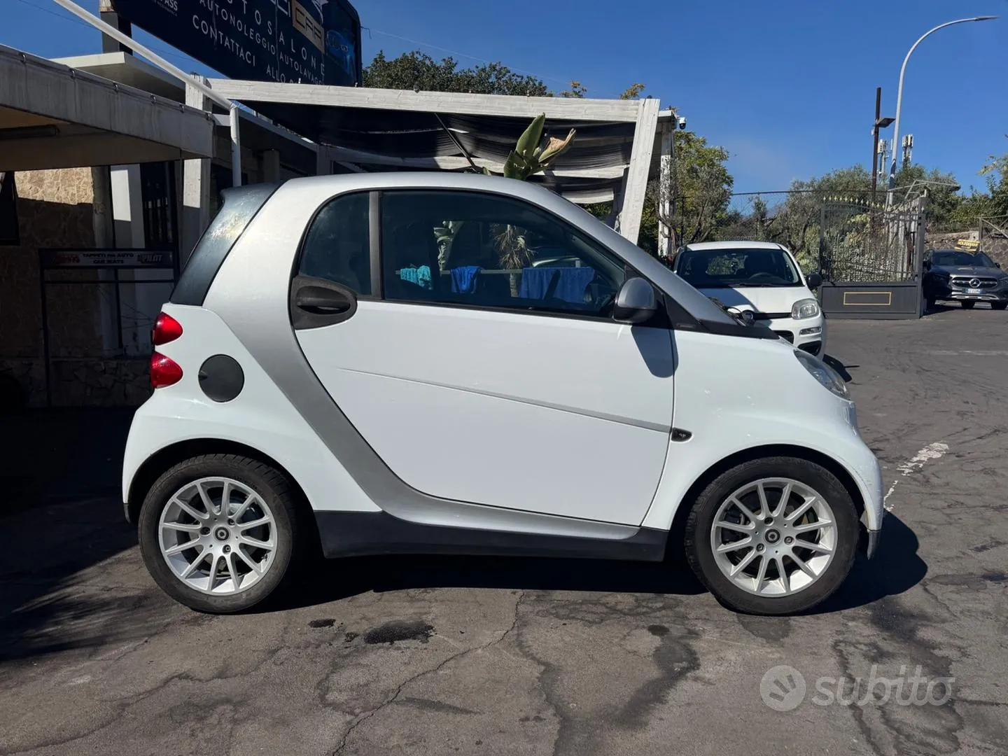 Smart Fortwo 2010 photo 3