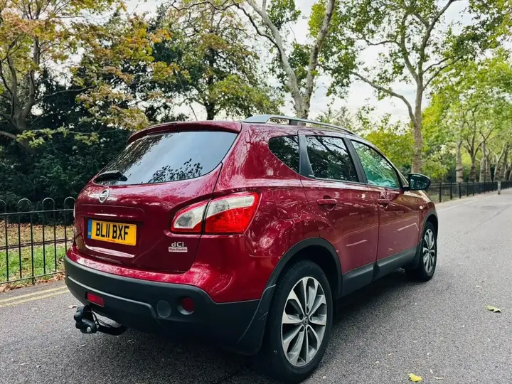 Nissan Qashqai 2011 photo 5