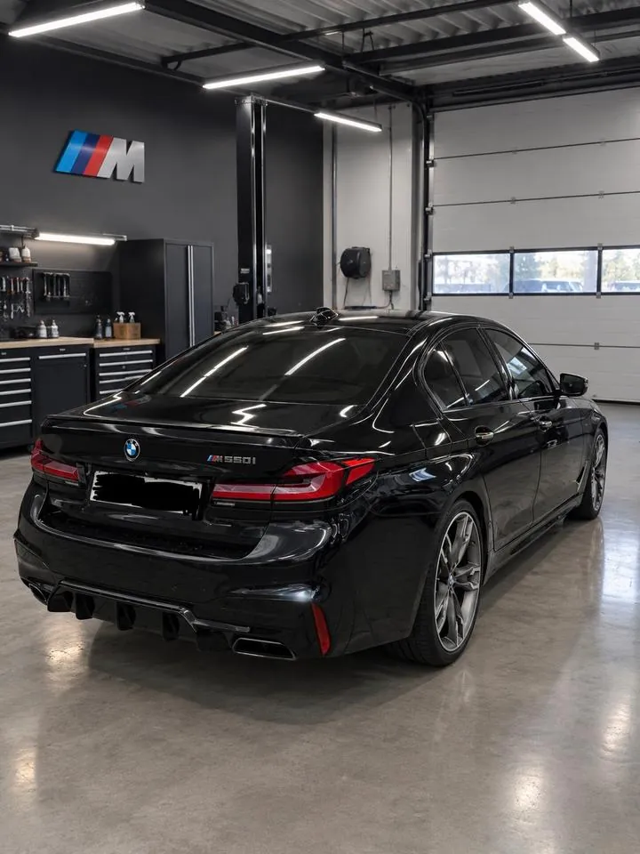 BMW 550I