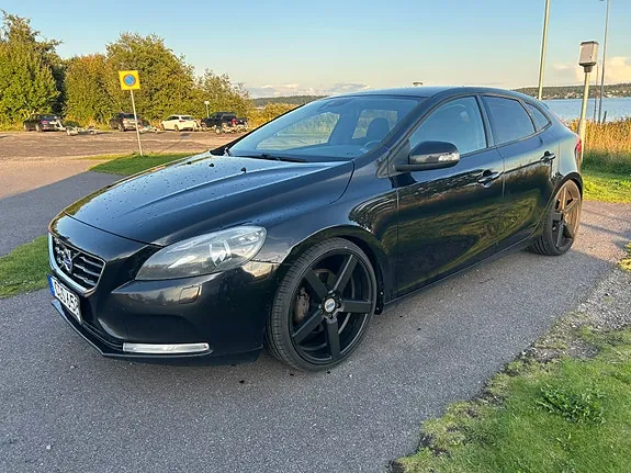 Volvo V40 2014 photo 3