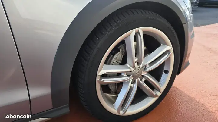 Audi Allroad 2017 photo 2