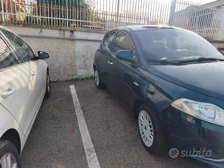 Lancia Ypsilon
