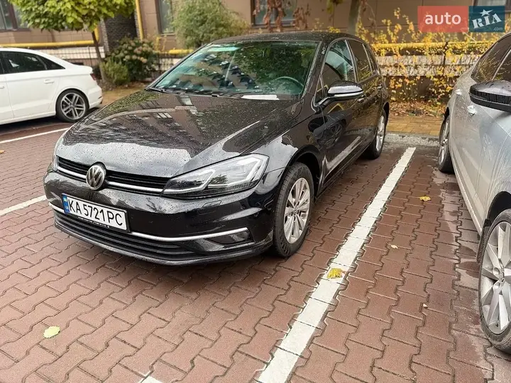Volkswagen Golf 2019 photo 2