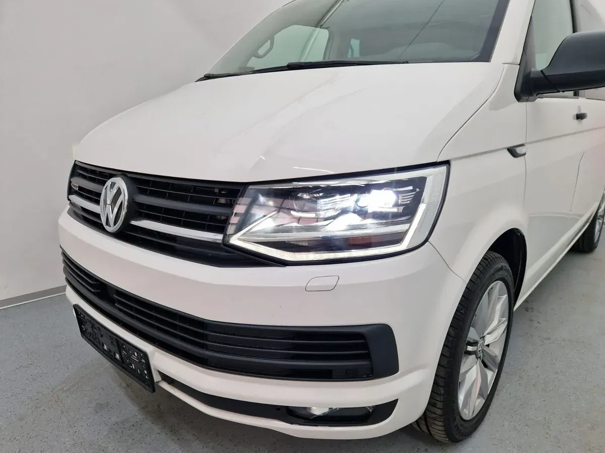 Volkswagen Multivan 2016 photo 3
