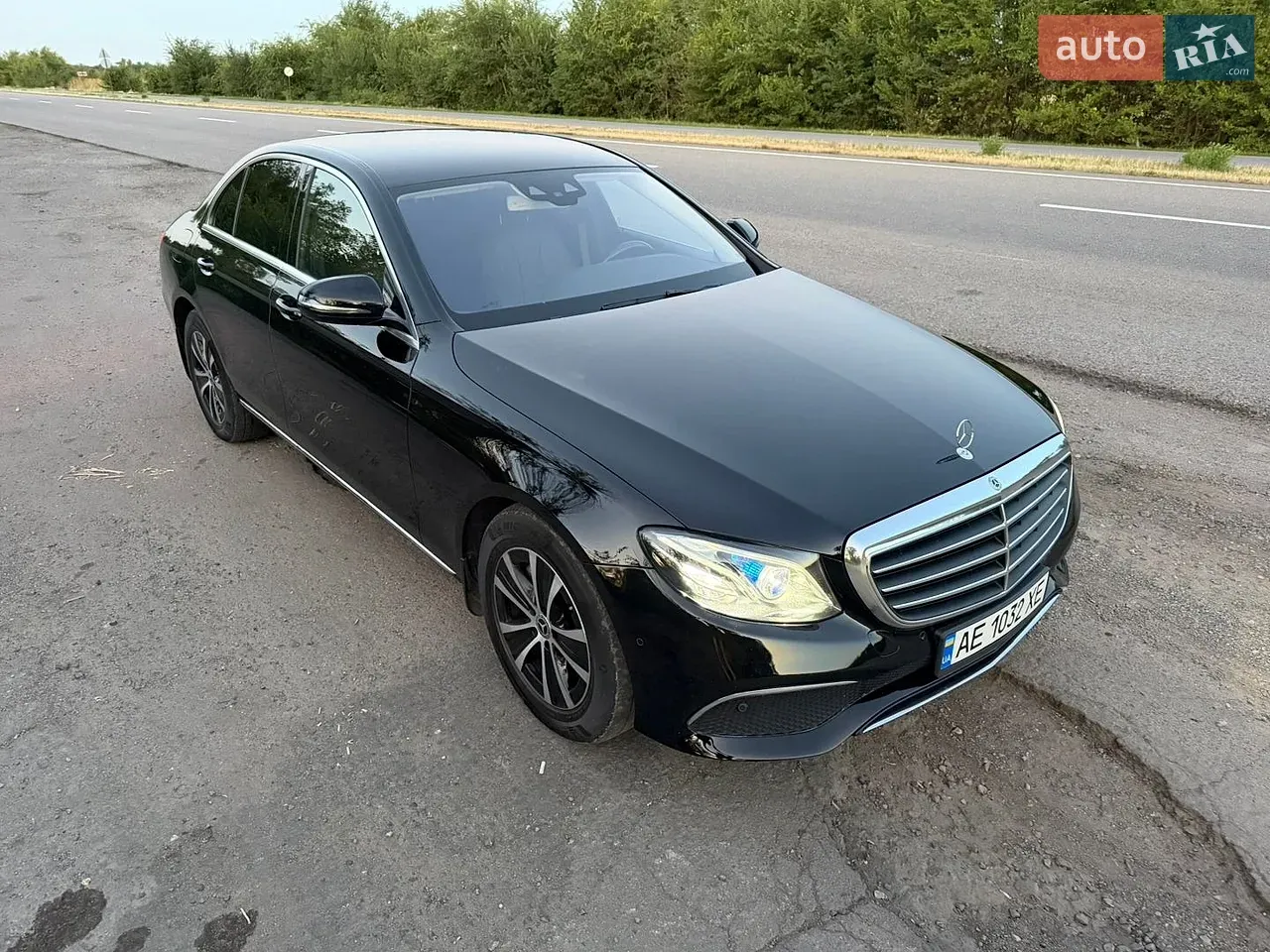 Mercedes-Benz E-Class 2020 photo 4