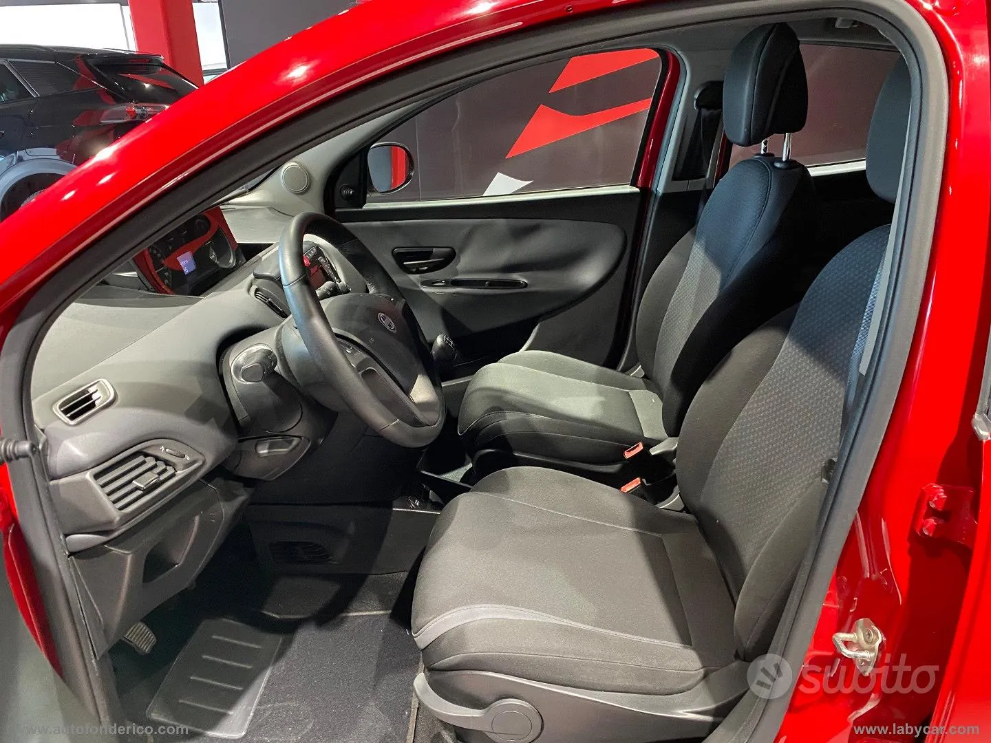 Lancia Ypsilon 2016 photo 3