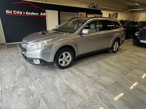 Subaru Outback 2011 photo 3