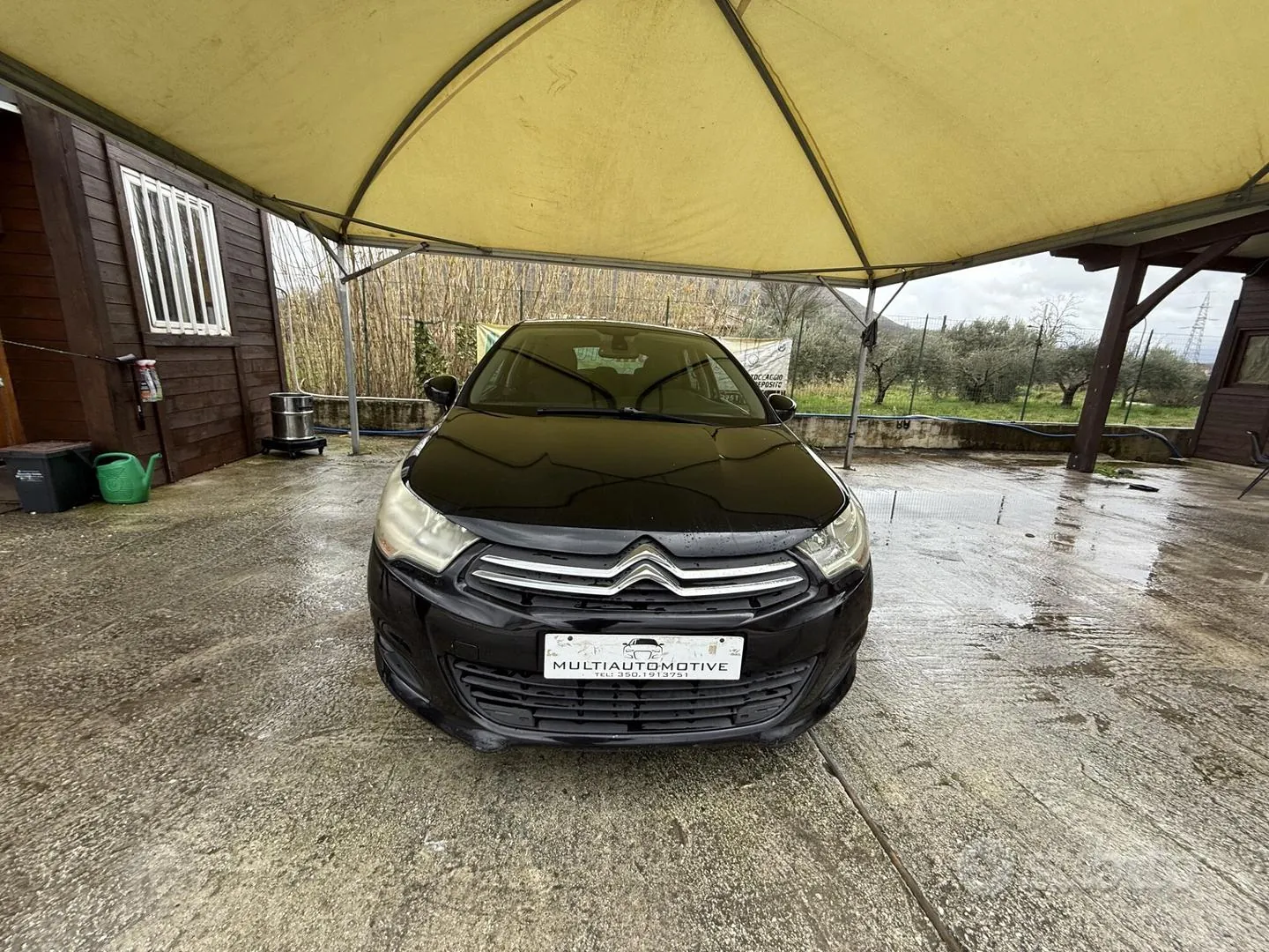 Citroen C4 2011 photo 2