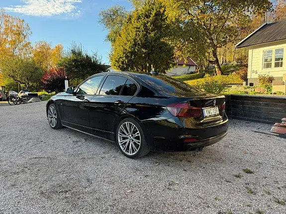 BMW 320D 2018 photo 3