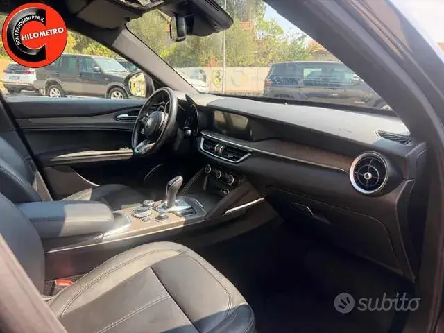 Alfa Romeo Stelvio 2022 photo 5