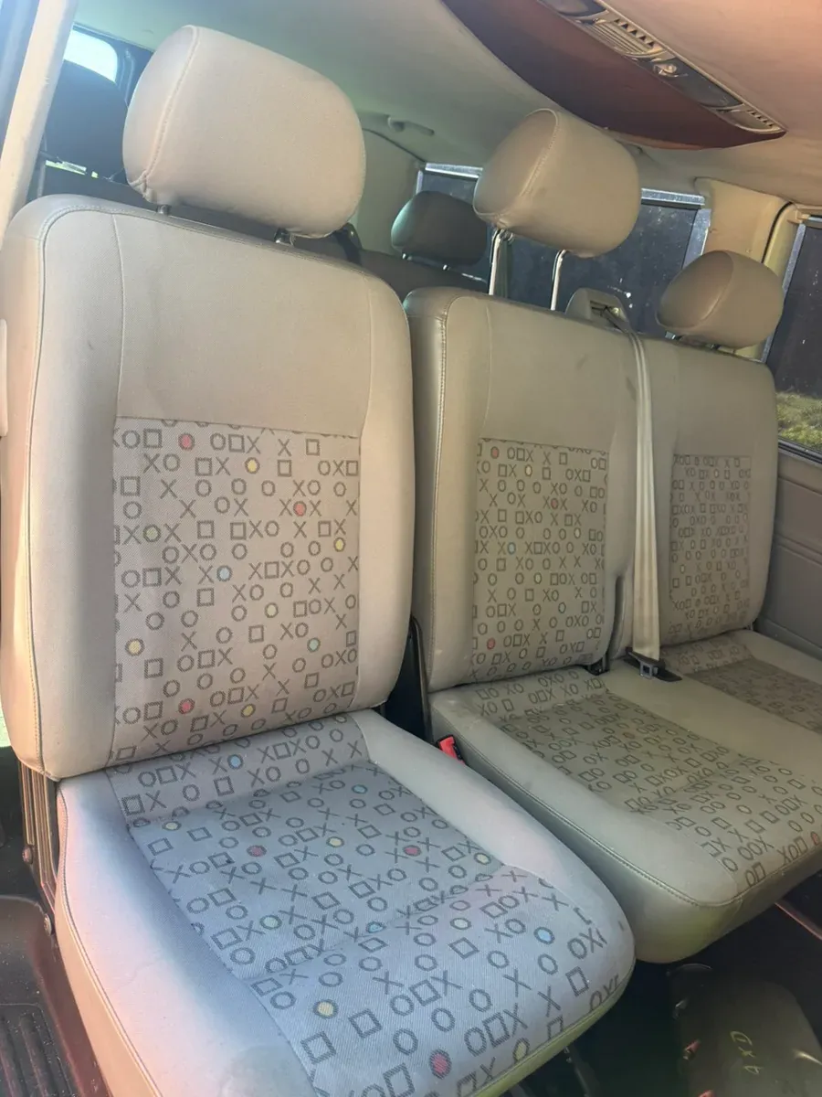 Volkswagen Caravelle 2005 photo 3