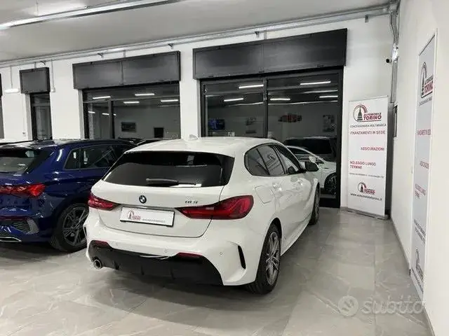 BMW 118 2023 photo 4