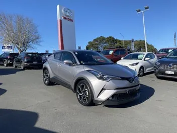 Toyota C-Hr 2017 photo 2