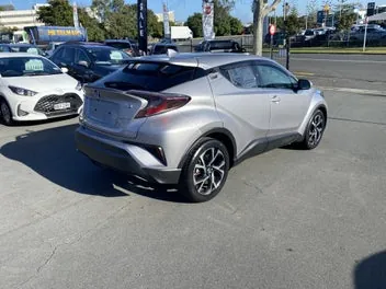 Toyota C-Hr 2017 photo 3