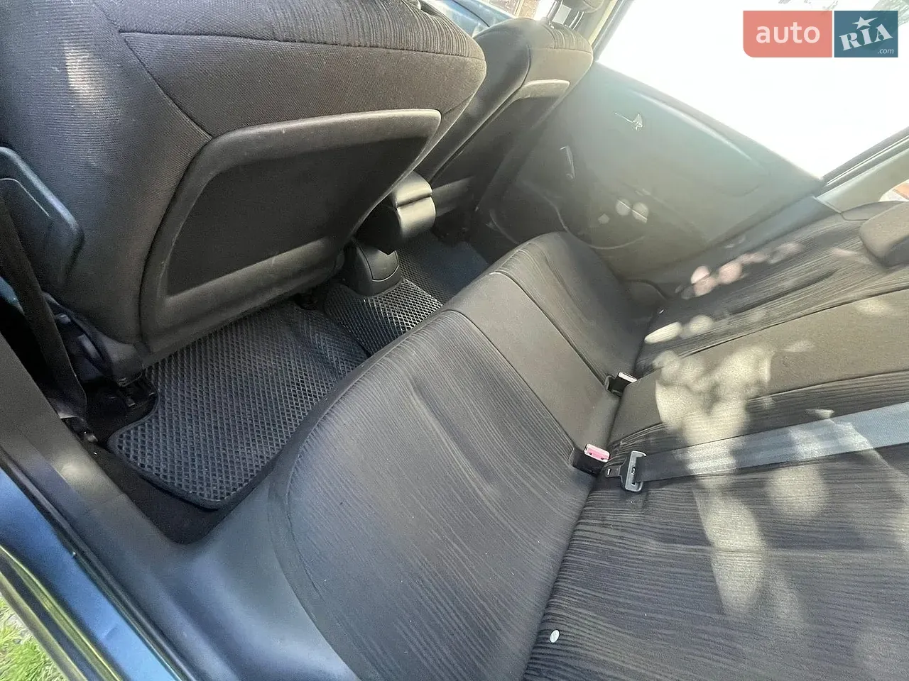 Citroen C4 2008 photo 2
