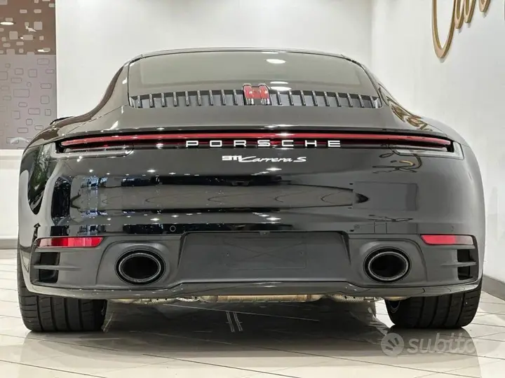 Porsche 911 2023 photo 5