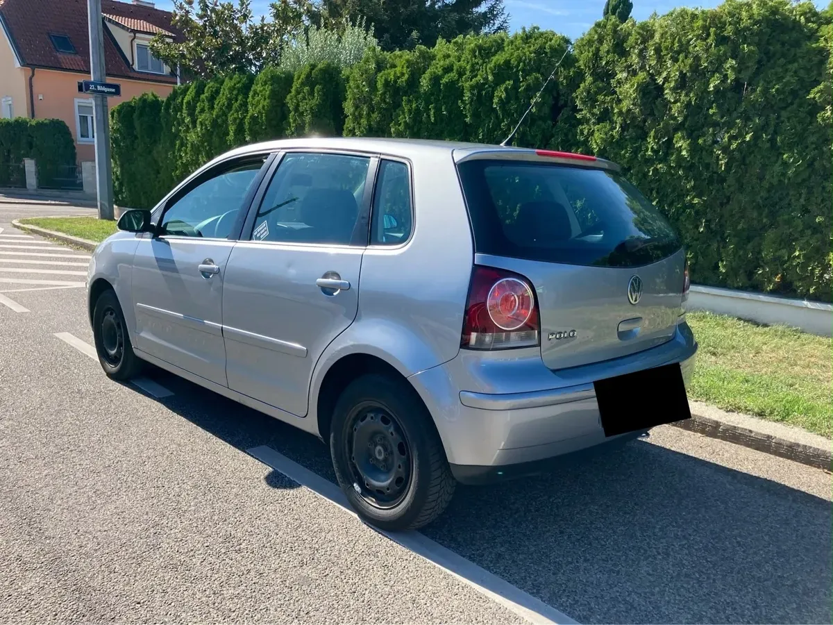 Volkswagen Polo 2009 photo 2