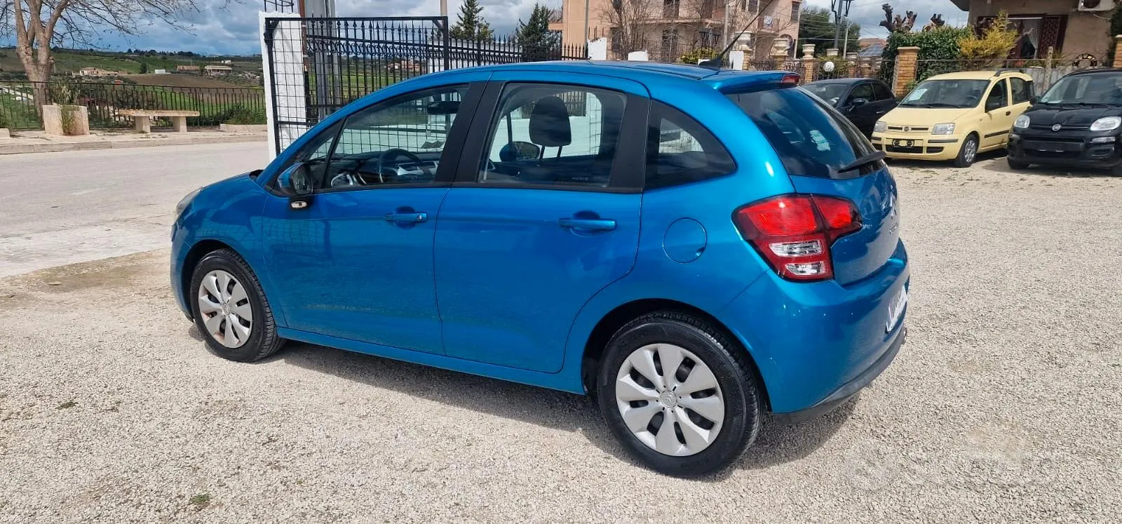Citroen C3 2011 photo 3