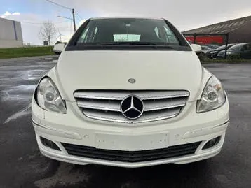 Mercedes-Benz B160
