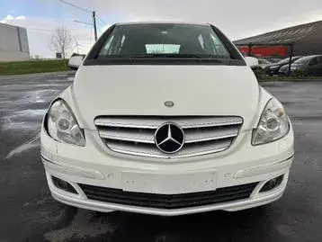 Mercedes-Benz B160