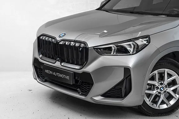 BMW Ix1 2023 photo 2