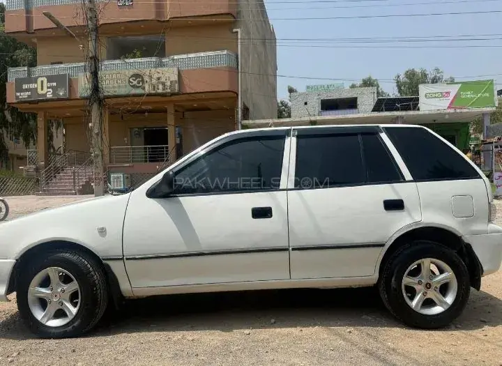 Suzuki Cultus