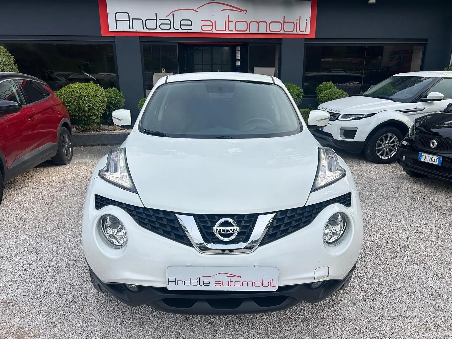 Nissan Juke 2016 photo 2