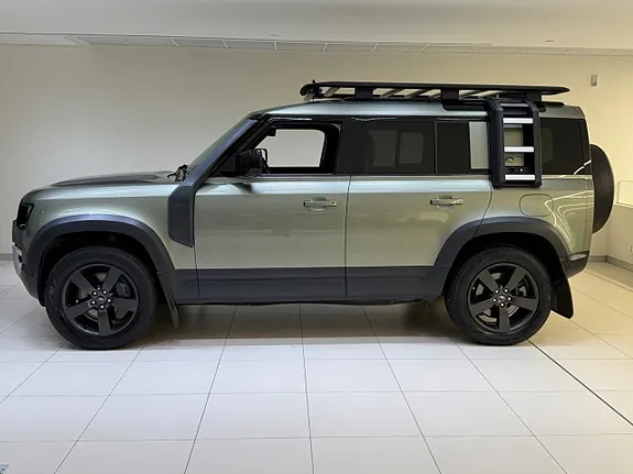 Land Rover Defender 110 2022 photo 3