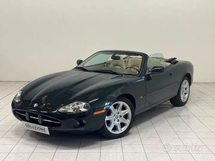 Jaguar Xk8
