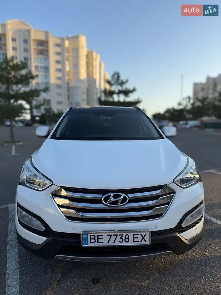 Hyundai Santa Fe 2013 photo 3