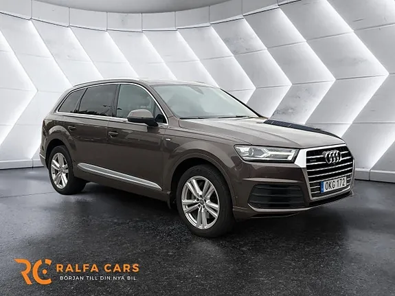 Audi Q7 2017 photo 5