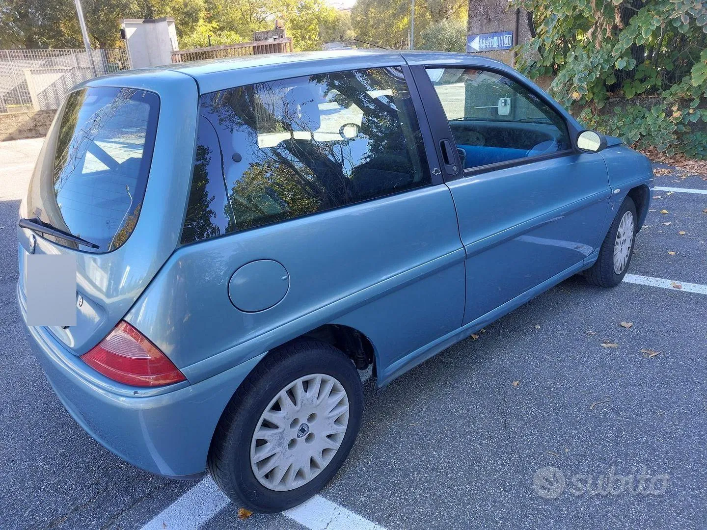 Lancia Ypsilon 2000 photo 3