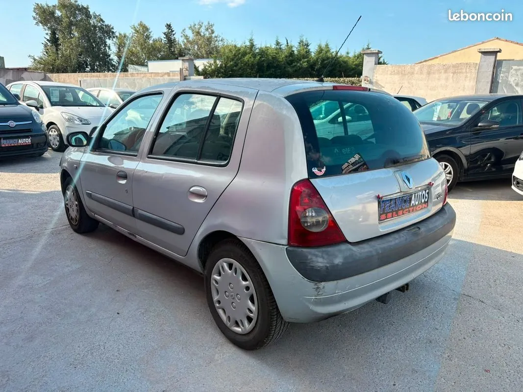 Renault Clio 2004 photo 5