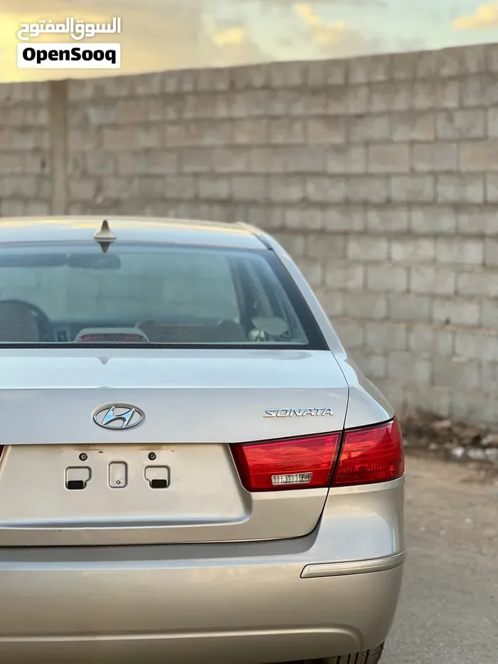 Hyundai Sonata 2009 photo 2