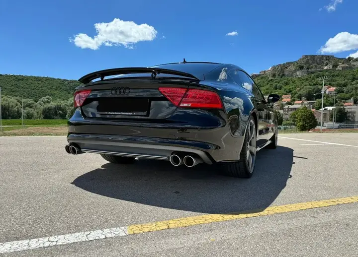 Audi A7 2014 photo 2