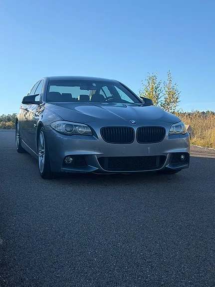BMW 528I 2012 photo 4