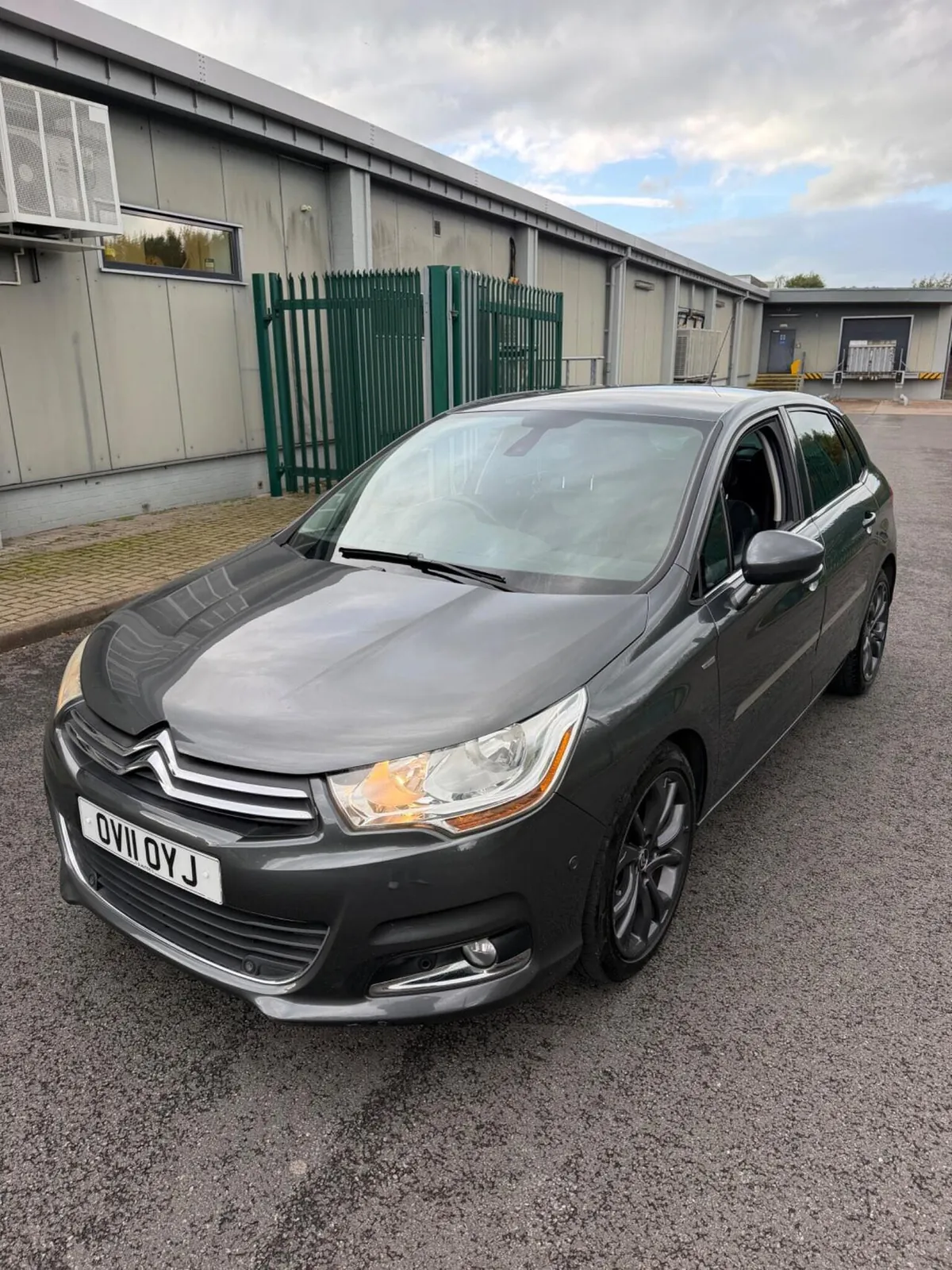 Citroen C4 2011 photo 5