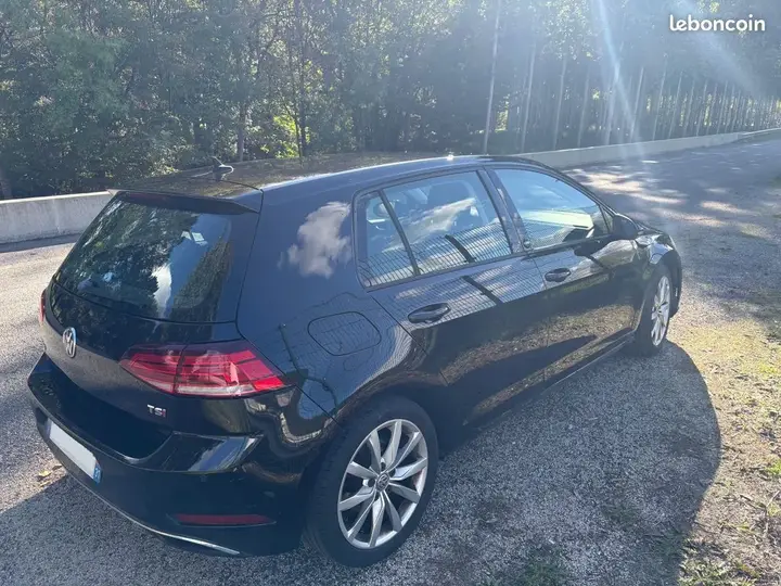 Volkswagen Golf 2018 photo 2