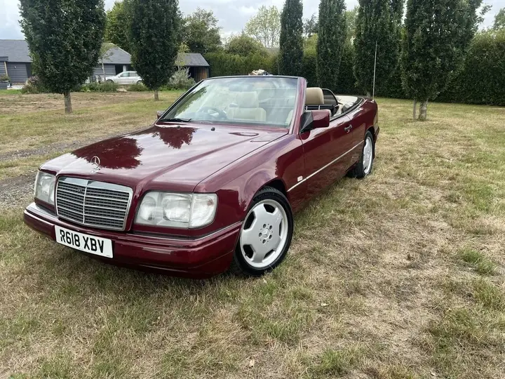Mercedes-Benz E-Class 1997 photo 2