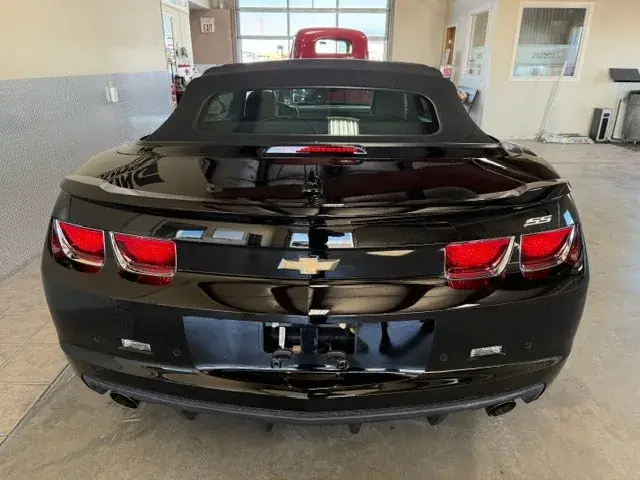 Chevrolet Camaro 2012 photo 4