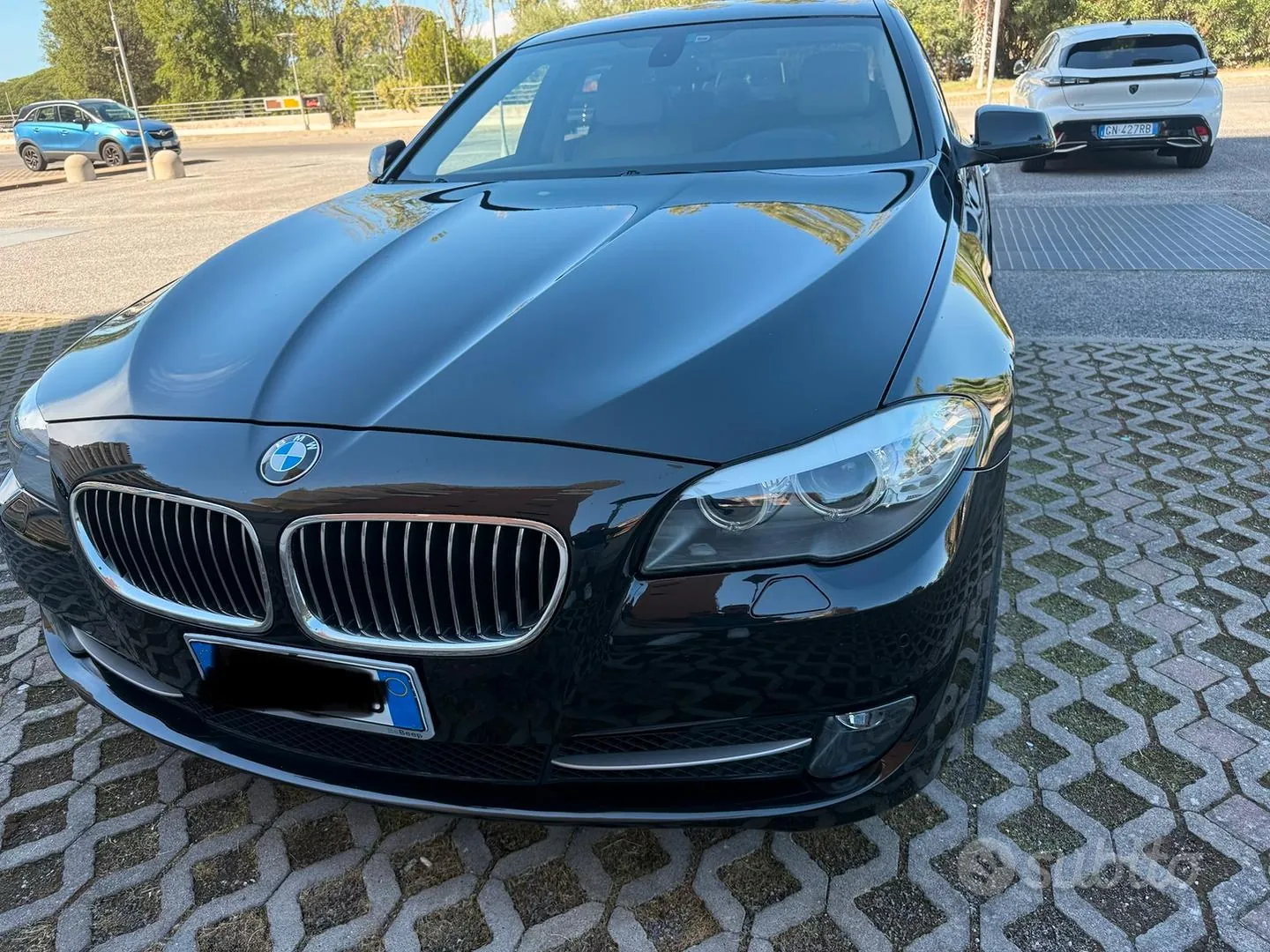 BMW 5 Series 2012 photo 3